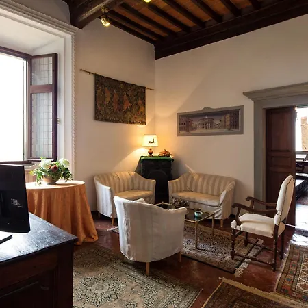 Del Capitano Apartment Cortona